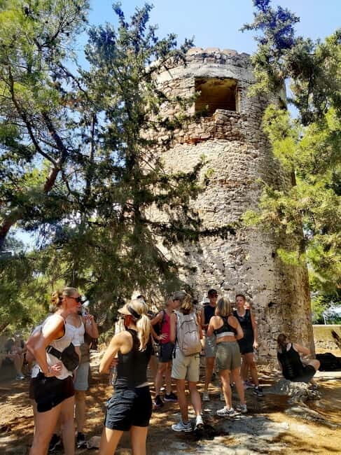Poros: Three Peaks City Tour Hiking with Fresh Lemonade - Who Should Consider This Tour?