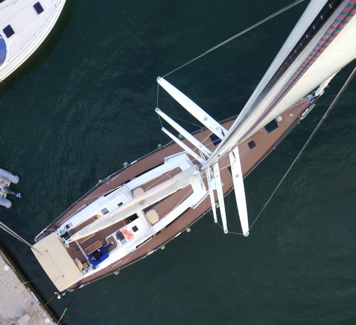Port Dalcúdia, Mallorca. Shared Full Day Sailing Trip. - Yacht Details and Experience