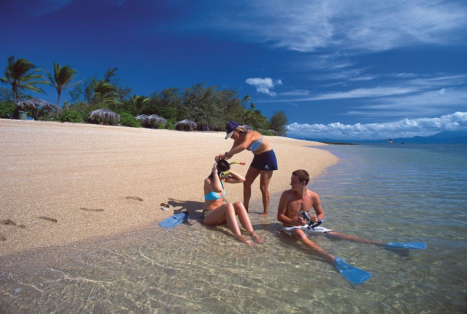 Port Douglas: Low Isles Afternoon Cruise on Luxury Catamaran - Recap