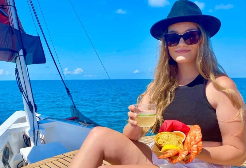 Port Douglas: Shaolin Seafood Lunch Sail, with Fresh Prawns - The Vessel and Its Unique Appeal