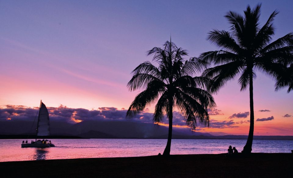 Port Douglas: Sunset Sailing Cruise on Luxury Catamaran - Meeting Point