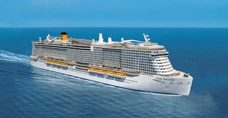 Port of Cannes : Personalized Private Tour - Multilingual Guide and Language Options