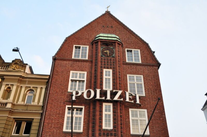 Port of Hamburg Private Tour & Tickets to Rickmer Rickmers - Cancellation Policy
