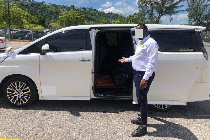 Port of Spain Airport (POS) to Port of Spain Round-Trip Transfer - Key Points