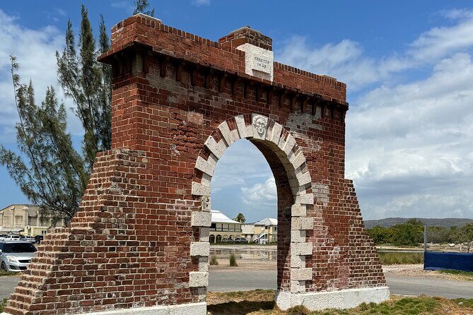 Port Royal (UNESCO World Heritage site)and Downtown Kingston Tour - Who is This Tour Best For?