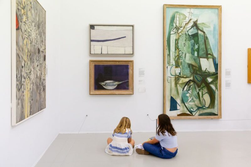 Porthmeor Beach: Tate St. Ives Gallery Entry Ticket - Location and Accessibility