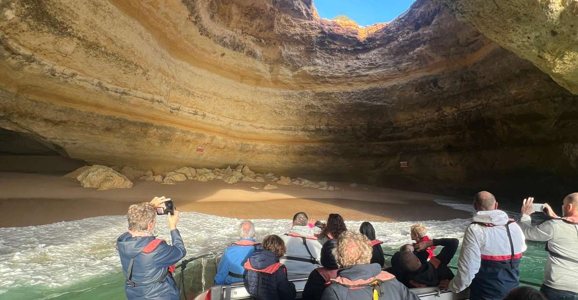 Portimão: Benagil Cave and Marinha Boat Trip by Catamaran - Itinerary Overview