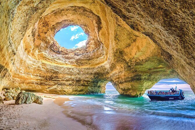 Portimão: Benagil Caves and Coastline - 1H30 - Introduction