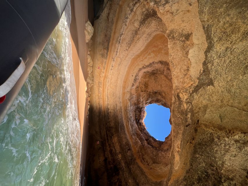 Portimão: Benagil Caves & Praia Da Marinha Guided Boat Tour - Itinerary