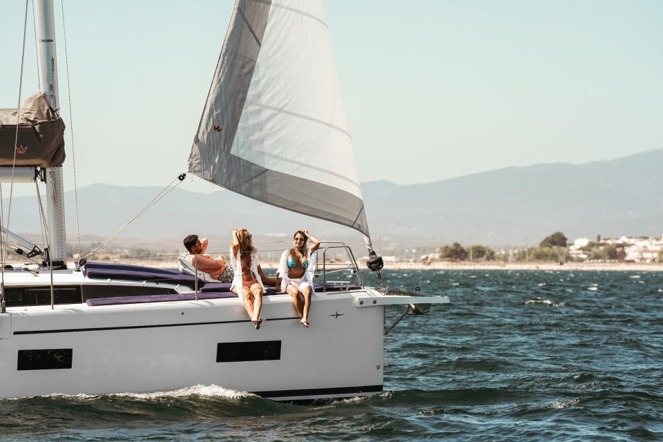 Portimao: Luxury Sail-Yacht Cruise With Sunset Option - Snacks and Drinks Availability