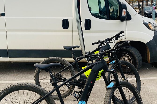 Portimão Sightseeing Guided Tour on E-Bikes - Route and Scenery