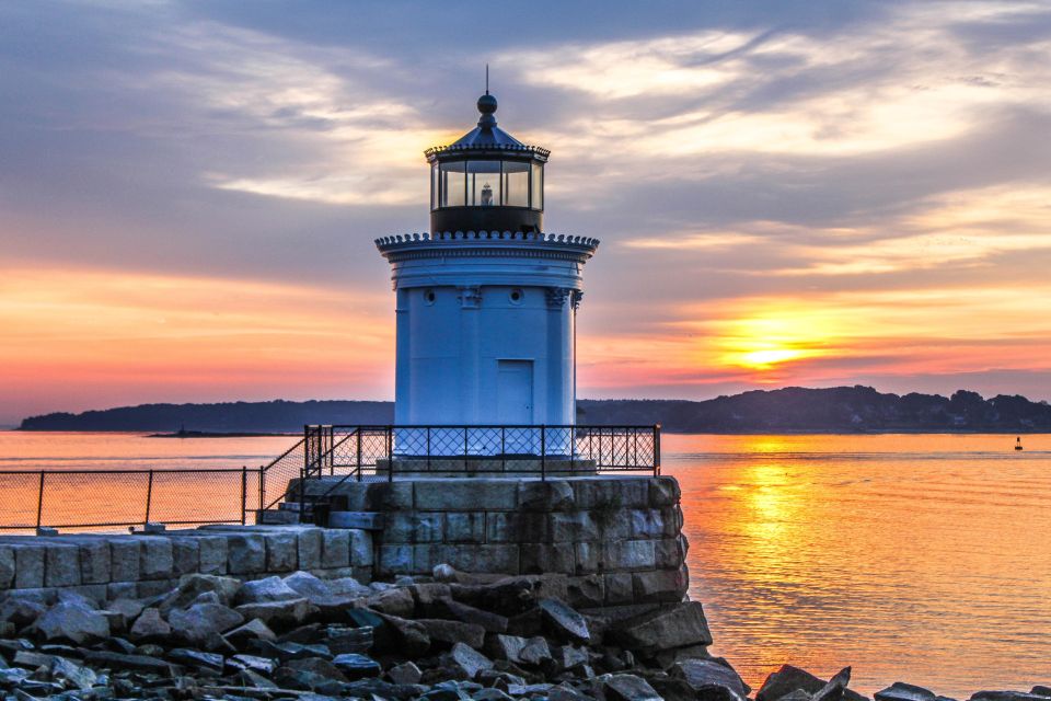 Portland: Casco Bay Sunset and Lighthouse Cruise - Whats Included