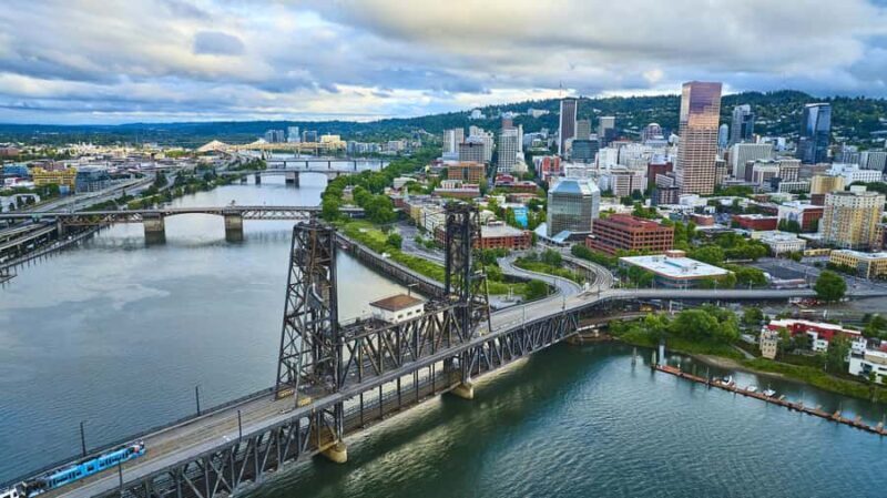 Portland City Tour and Waterfall Tour: Two Tours in One Day - A Midday Break and Transition to Nature