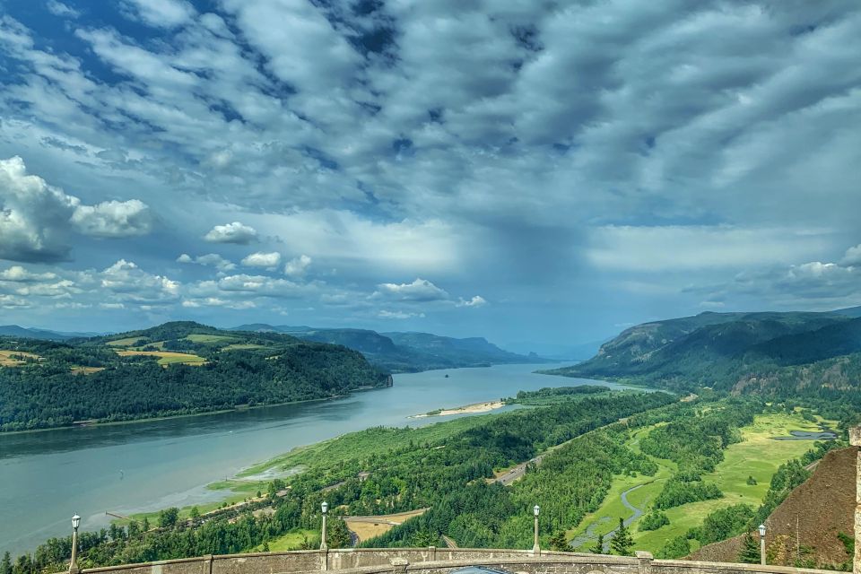 Portland: Columbia River Gorge Waterfalls Afternoon Tour - Itinerary Highlights