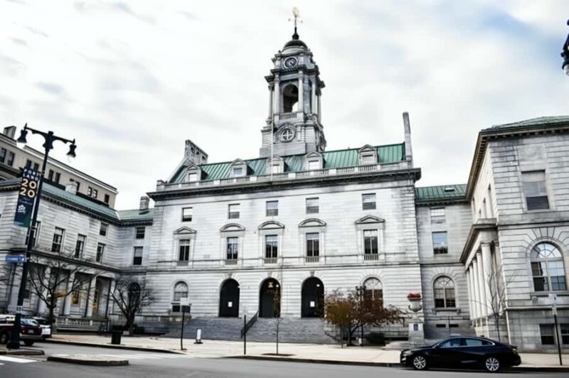 Portland : Highlights Walking Tour With A Guide - What to Expect from the Portland Highlights Walking Tour