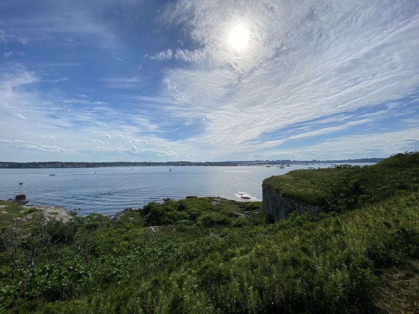 Portland: Private Island Fort Tour - Capturing Memorable Photos