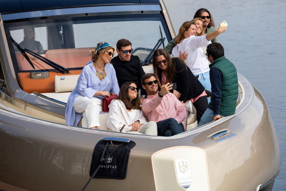 Porto: 2h SUNSET Private Luxury Yacht in the Douro - Key Points