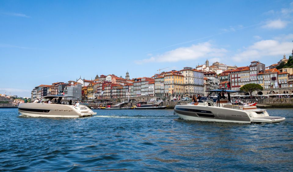 Porto: 2h SUNSET Private Luxury Yacht in the Douro - Inclusions and Amenities for Passengers
