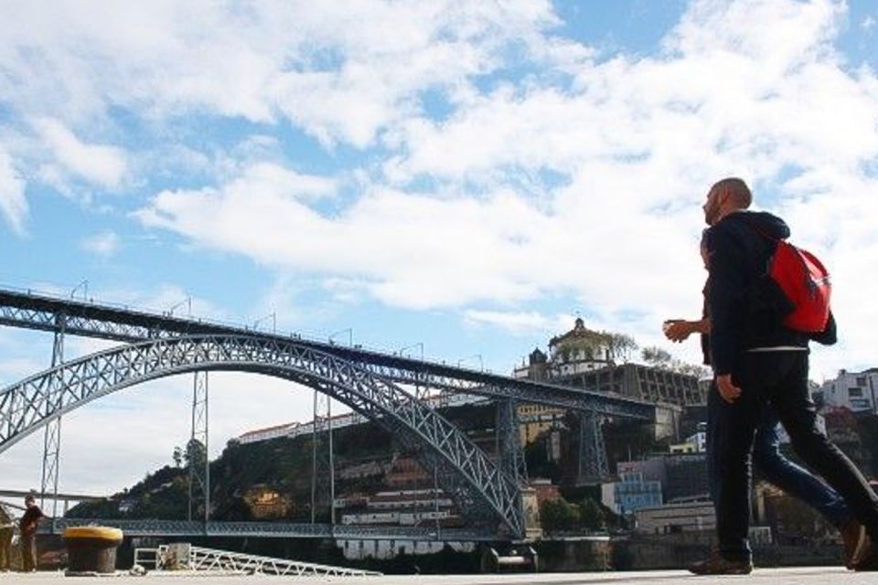 Porto: 3-Hour Downtown Walking Tour - Guide Expertise