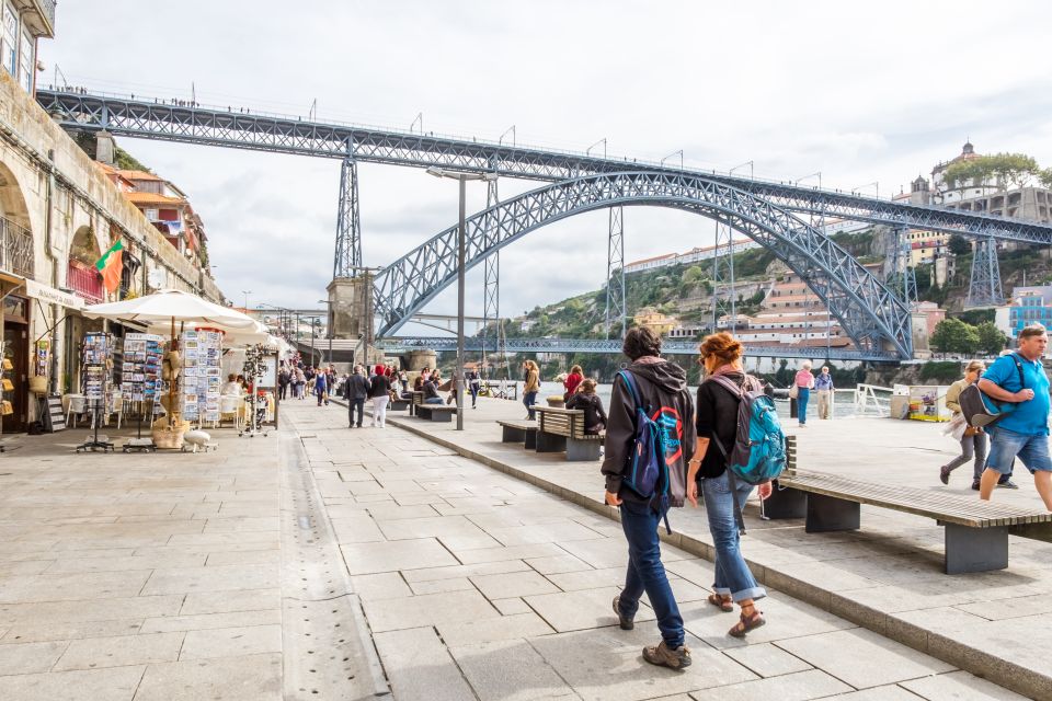 Porto: 3-Hour Guided City Highlights Walking Tour - Itinerary