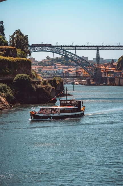 Porto: 6 Bridges Cruise on a Traditional Rabelo Boat - A Closer Look at Portos 6 Bridges Cruise on a Traditional Rabelo Boat