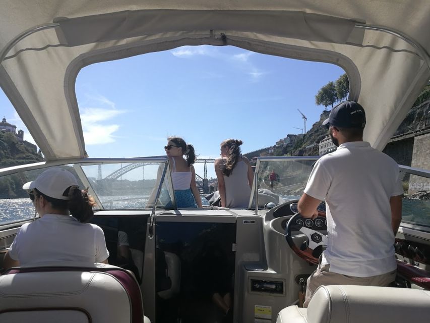 Porto: 6 Bridges on a Private Boat Tour 1h30m Sunset Option - Meeting Point and Restrictions
