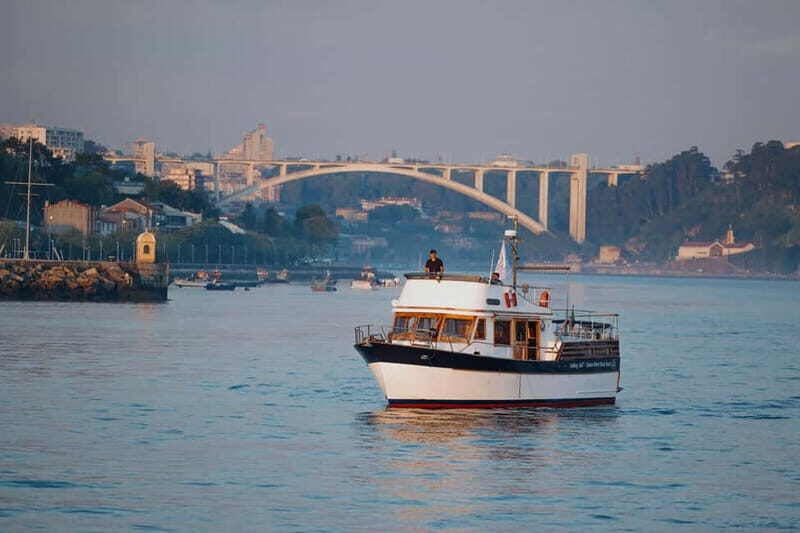 Porto: 6 Bridges Port Wine River Cruise with 4 Tastings - Practical Details: What to Know