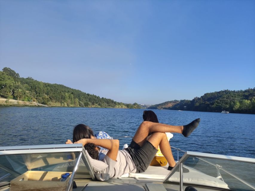 Porto: 6 Bridges Private Boat Tour (Max 6px) - Sunset Option - Douro River Sights