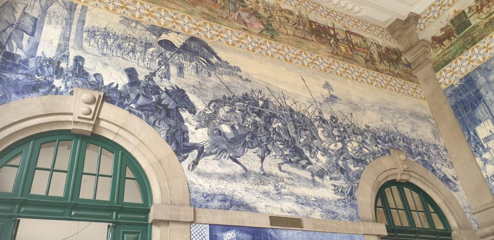 PORTO AT YOUR FEET-100% PRIVATE FULL DAY TOUR - São Bento Train Station