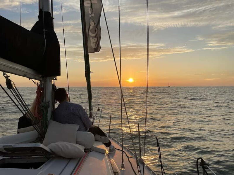 Porto: Best Charming Sailboat Cruise Sunset - FAQs