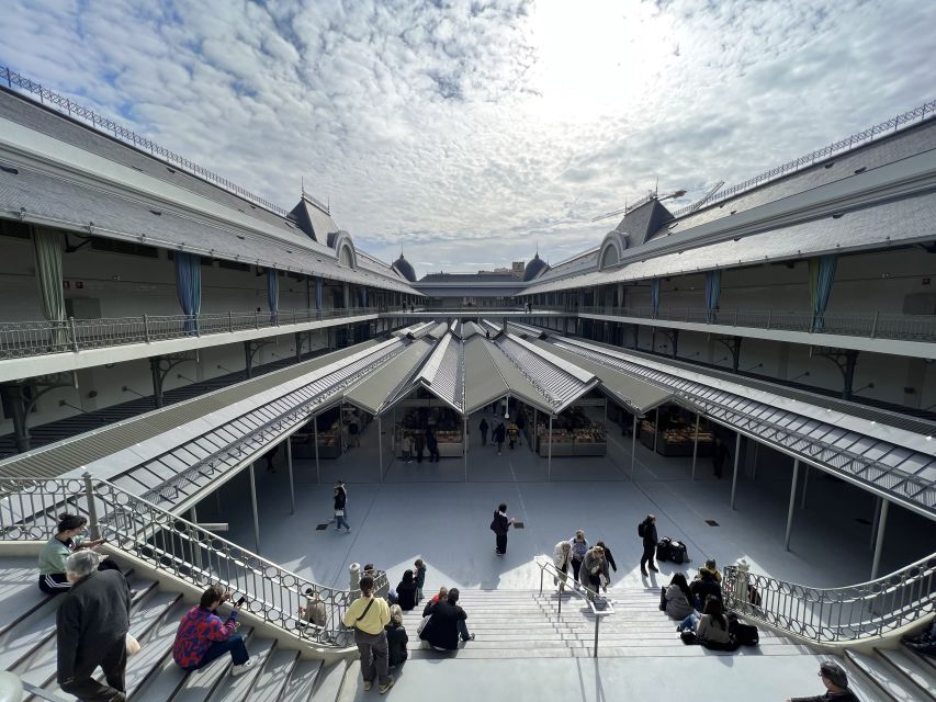 Porto: Bolhão Market and Codfish Tasting Guided Food Tour - Itinerary Highlights