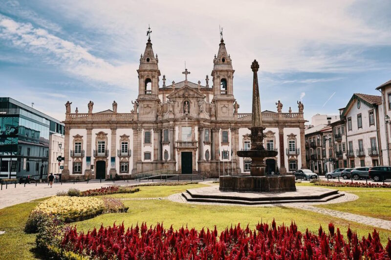 Porto: Braga and Guimarães Private Day Trip with Local - Key Points