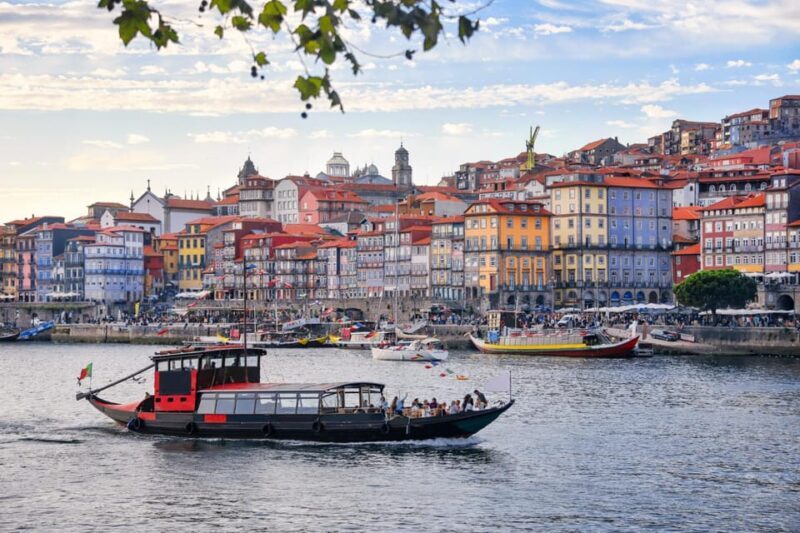 Porto: Capture the most Photogenic Spots with a Local - In The Sum Up