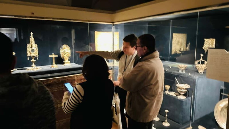 Porto Cathedral Guided Tour with Entrance Tickets - FAQ