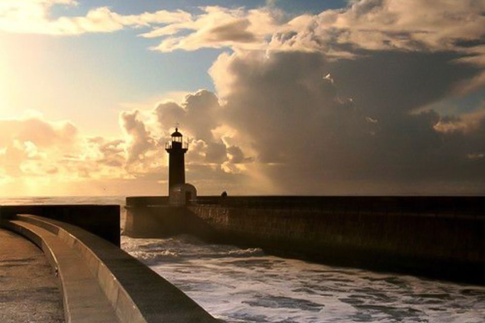 Porto City Full Day Minibus Tour, Lunch & Wine Tasting - Frequently Asked Questions