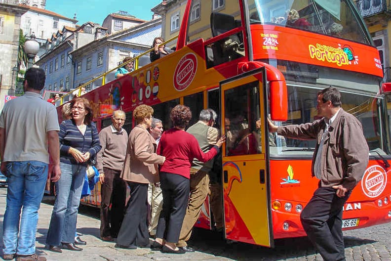 Porto: City Sightseeing Hop-On Hop-Off Bus Tour - The Added Value of Guided and Walking Tours