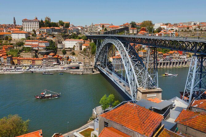 Porto: City Walk with Audio Guide in 7 Languages on your Phone - Why Choose This Tour?