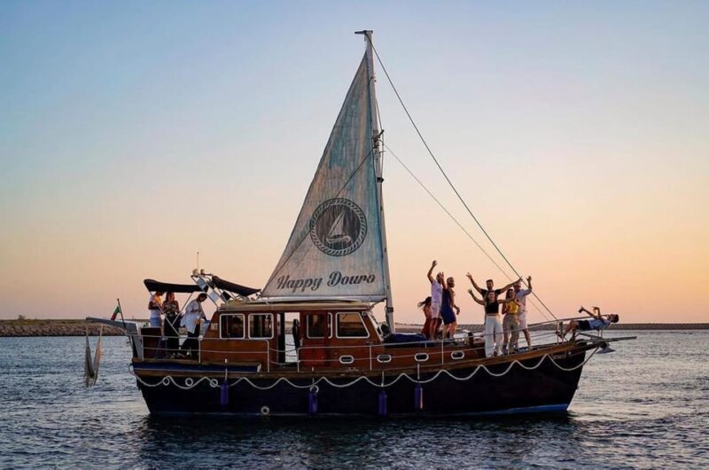 Porto: Classic Sailboat Cruise Along the Douro River - Experience Overview