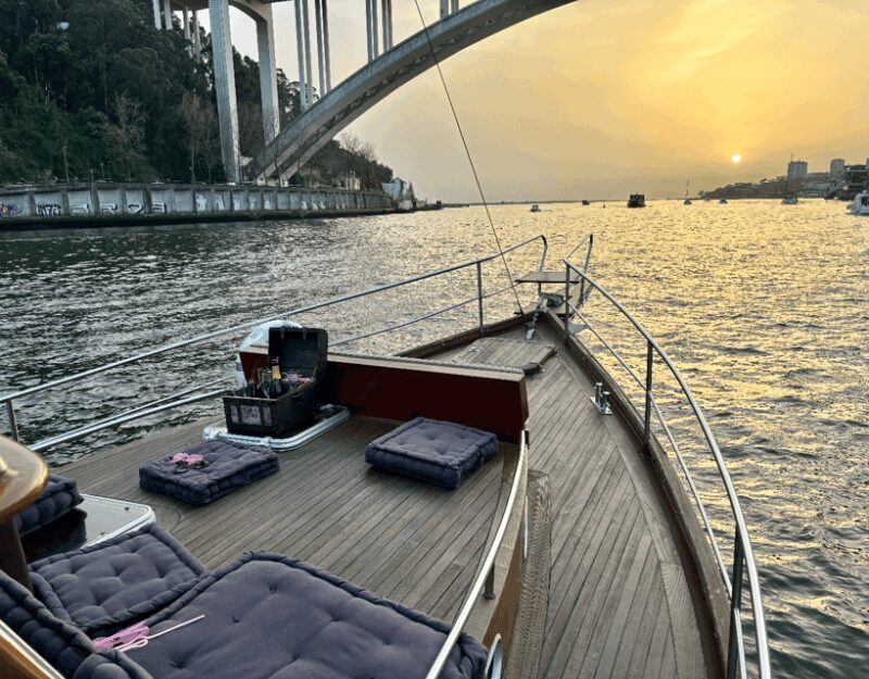 Porto: Classic Sailboat Cruise Along the Douro River - FAQ
