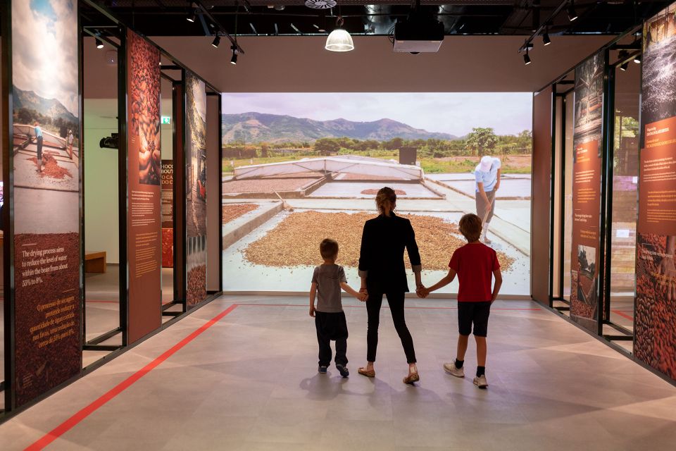 Porto: Combined Ticket for WOW Cultural District - Visiting Hours and Accessibility