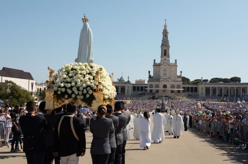 Porto: Complete Private Tour to the Sanctuary of Fatima - Starting Point and Logistics