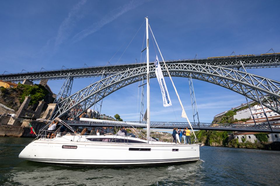 Porto: Daytime or Sunset Douro River Sightseeing Cruise - Boarding the Sailboat