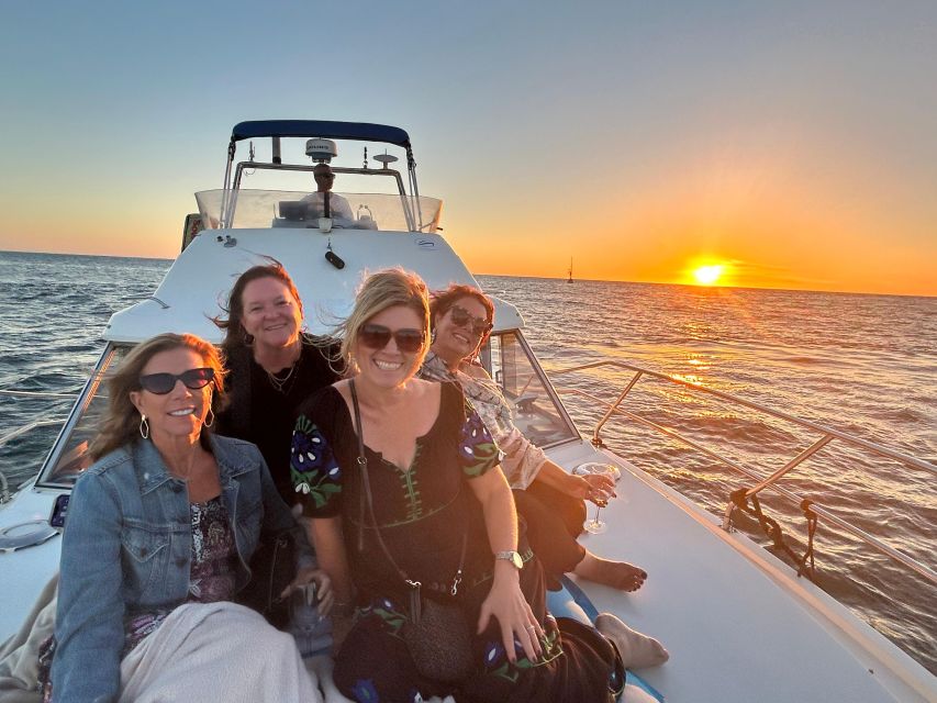 Porto: Douro 6 Bridges or Sunset Tour With Welcome Drinks - Key Points