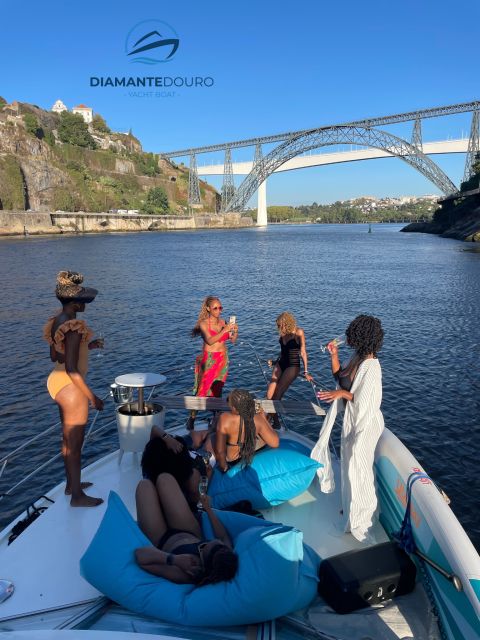 Porto: Douro 6 Bridges or Sunset Tour With Welcome Drinks - Booking Tips and Cancellation Policy