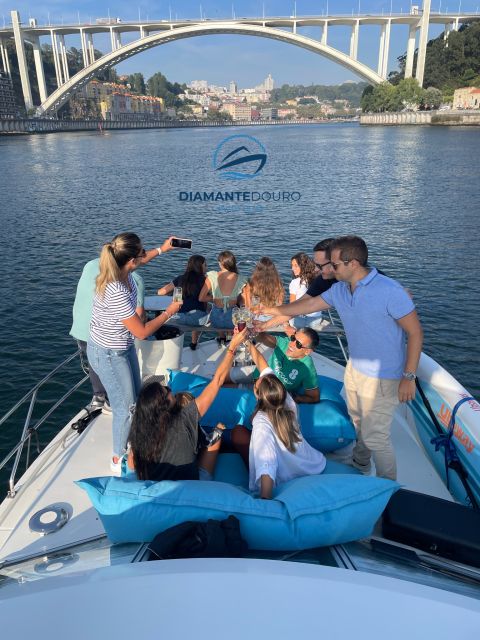 Porto: Douro 6 Bridges or Sunset Tour With Welcome Drinks - Frequently Asked Questions