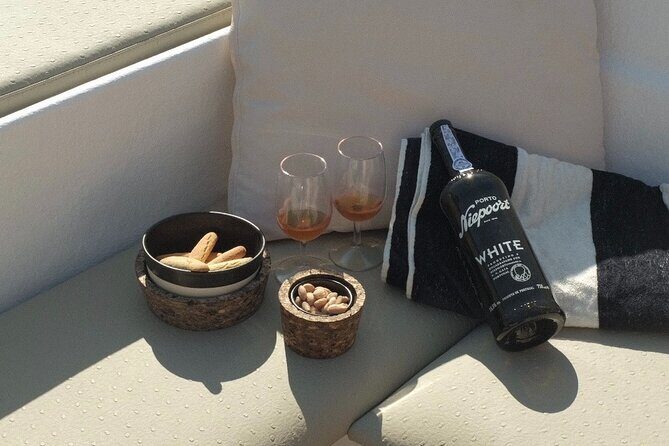 Porto: Douro River Boat Cruise with Port Wine and Snacks - The Itinerary in Detail