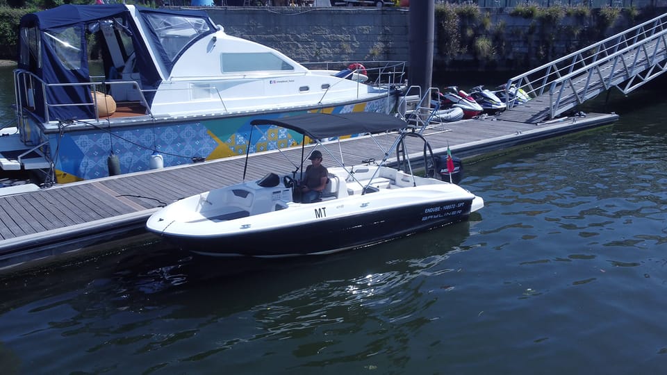 Porto: Douro River Boat Tour with Port Wine Tasting - FAQs