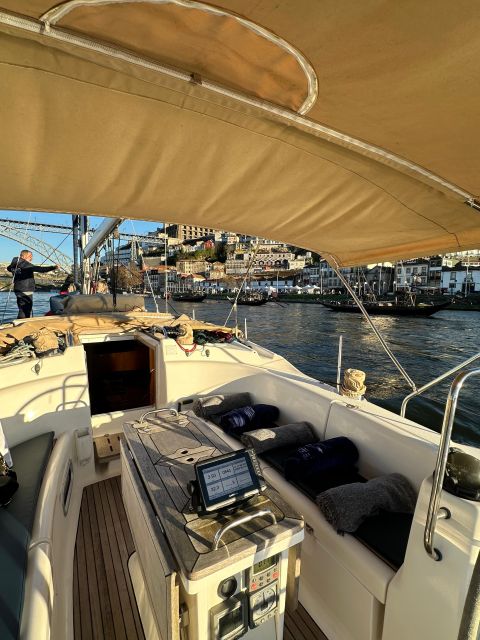 Porto: Douro river Boat tour with wine tasting (small group) - FAQ