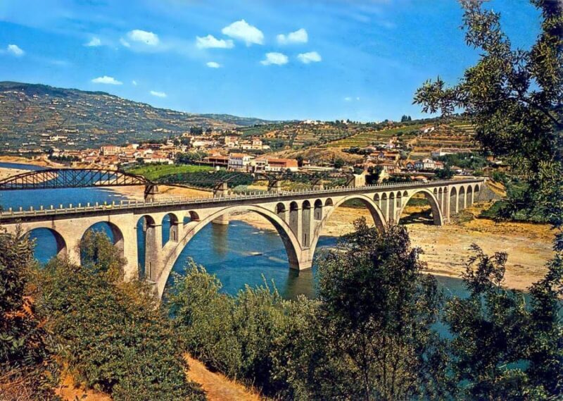 Porto: Douro Valley Wine Tour with Lunch, Tastings & Cruise - Who Would Love This Tour?