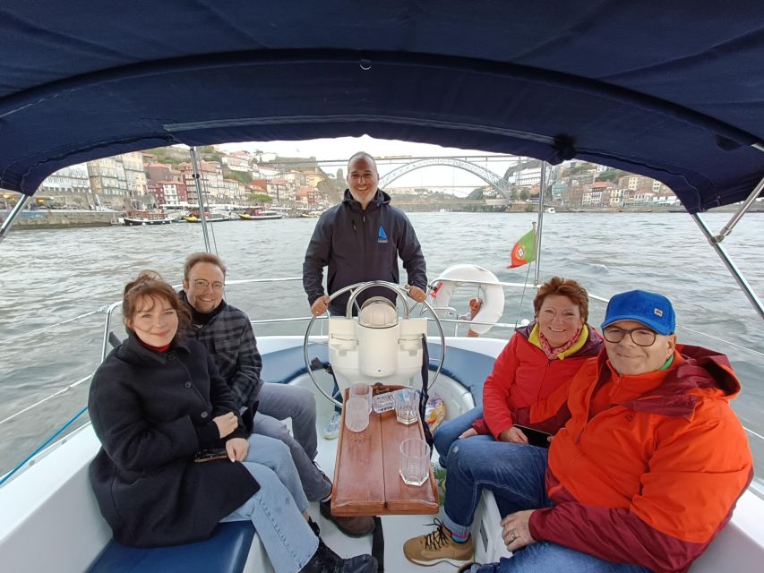Porto: Exclusive Party Aboard a Charming Sailboat With Drinks - Important Information for Guests